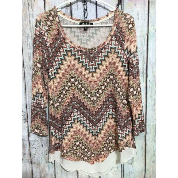 Absolutely Famous Size Small Top 💕❤️ - Picture 10 of 13